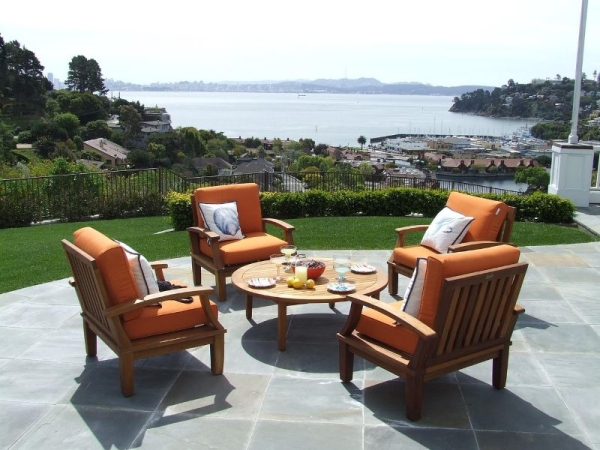 Why Teak Still Sets the Standard for High-End Outdoor Spaces in Residential and Commercial Real Estate