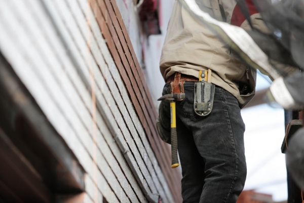Winter Safety Guidelines for Home Contractors and DIY-ers