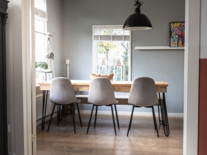 4 Fabulous Ways To Integrate Modern Furniture In Vintage Homes