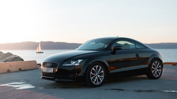 How Much to Ship a Car Overseas