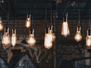 What To Consider When Hiring An Electrician During the Pandemic