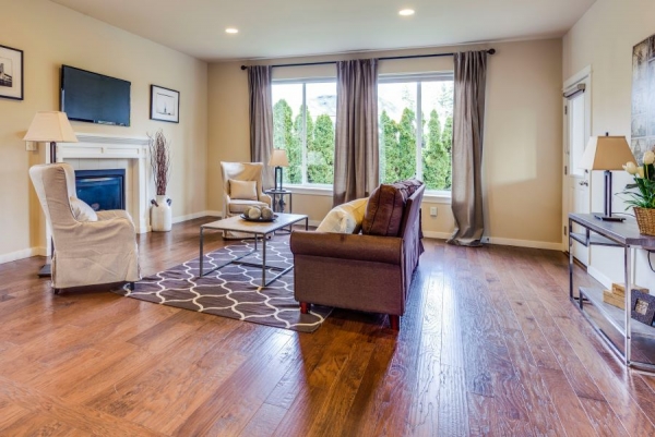 Step into Luxury: How High-End Flooring Elevates Your Living Space