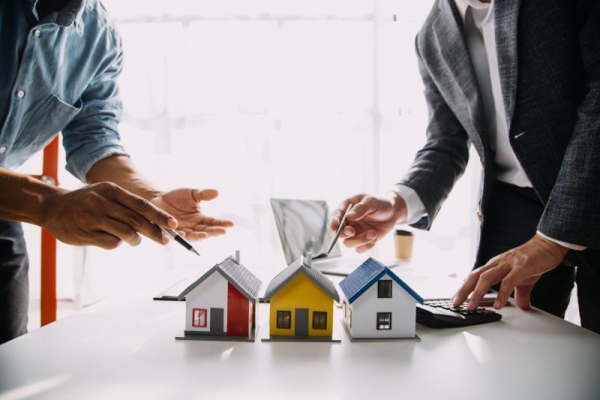 Top 10 Real Estate Tools Every Agent Should Use