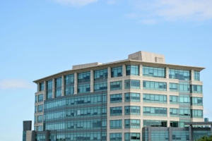 7 Critical Factors to Maintain a High-Performance Commercial Roof