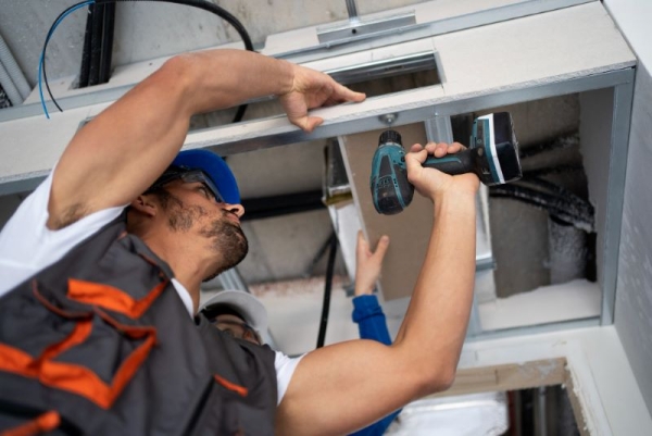 Top Tips for Installing Elevators in Multi-Level Commercial Buildings