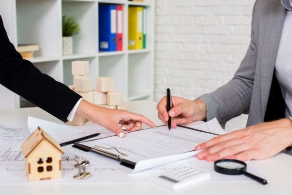 How Quality Conveyancing Can Help You Have a Less Stressful Move