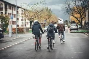 Before You Sign the Lease, Do This: A Practical Guide to Researching a New Neighborhood