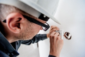 Why The Electrician And Realtor Partnership Is Becoming One Of The Smartest Moves In Housing