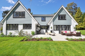 4 Tips for Maximizing Real Estate Value with Window Replacement