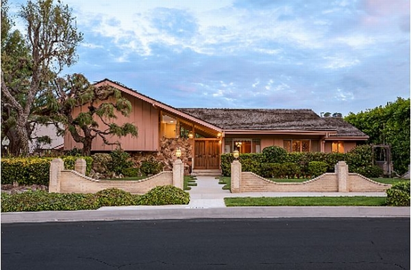 Our Wish List Now That HGTV Has Bought The Brady Bunch House
