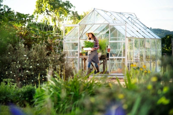 Beating The HOA: Adding Growing Space Without Fines