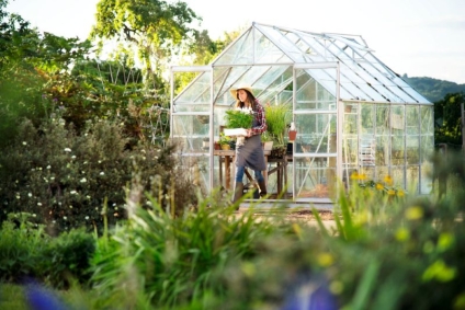 Beating The HOA: Adding Growing Space Without Fines