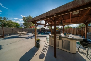 Modern Deck Design: How to Elevate Your Outdoor Space with Style