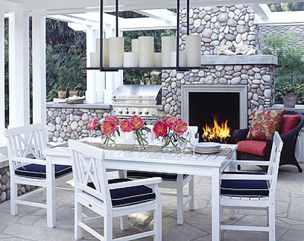 Tips to Staging the Outside of Your Home