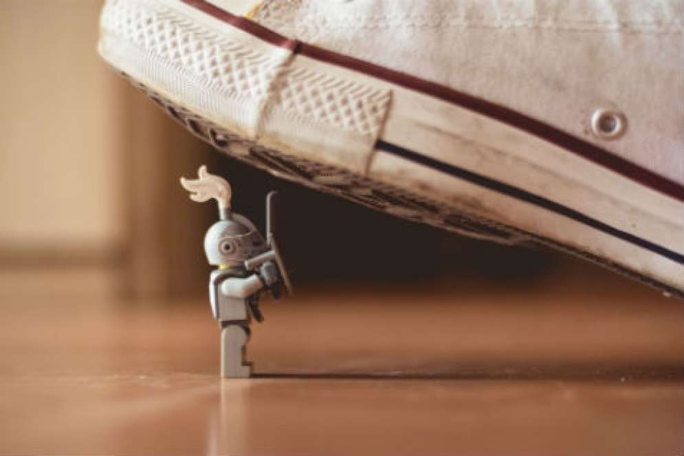 Negotiating Tip 83: Anchors Aweigh