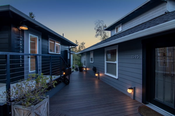 Ask the HOA Expert: Vendor Interference, Adjoining Decks, Quorum
