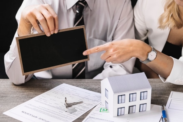 11 Tips and Best Practices for Real Estate Customer Service