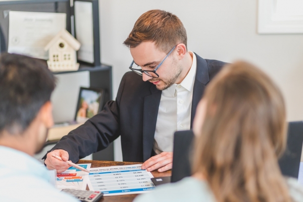 Six Ways Real Estate Agents Can Make A Great First Impression