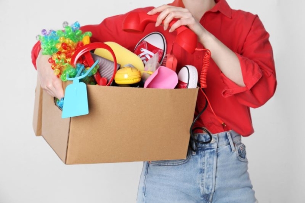 8 Decluttering Tips for a More Streamlined Move