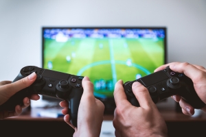 10 Man-Cave Essentials