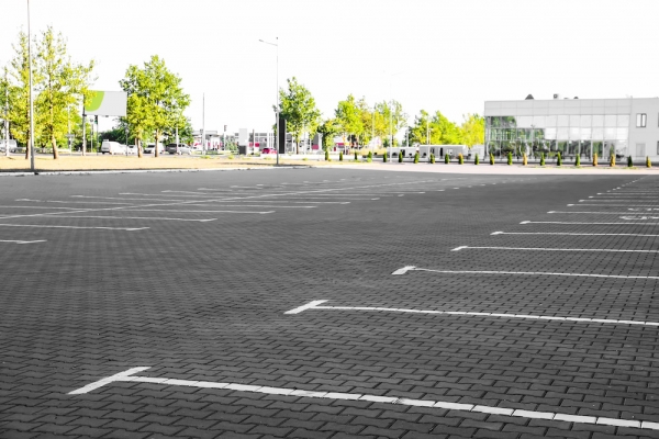 Things to Know Before Buying a Parking Lot or Garage