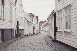5 TIPS TO PURCHASE A PROPERTY WHEN YOU HAVE A LOW CREDIT SCORE