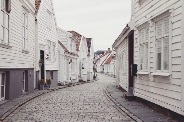 5 TIPS TO PURCHASE A PROPERTY WHEN YOU HAVE A LOW CREDIT SCORE