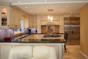 Creating a Functional and Stylish Kitchen: Essential Tips for Remodeling