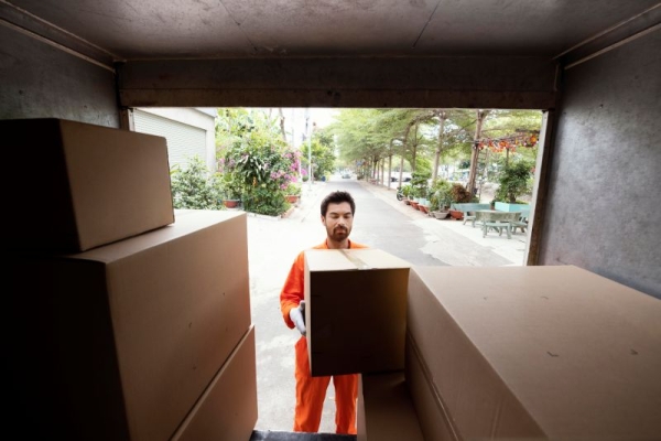 San Jose Homeowners Debate: Portable Storage or Rental Vans for Moving?