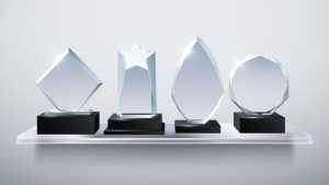 5 Ways Custom Awards Can Strengthen Your Brand Presence