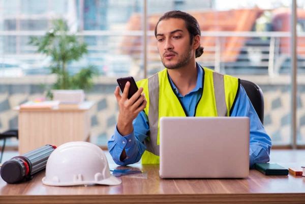 Managing a Blended Workforce: The Hidden Challenge of Construction Time Tracking