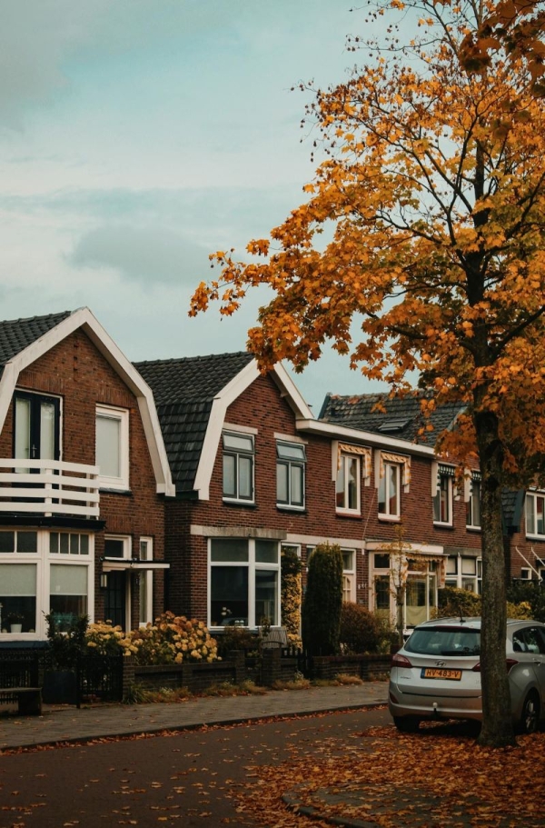 How to Sell Your Home Faster in a Competitive Market
