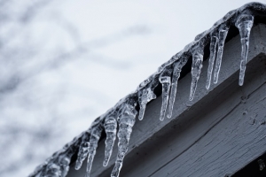 Roof Safety Products And Tips To See You Through Icy Winters