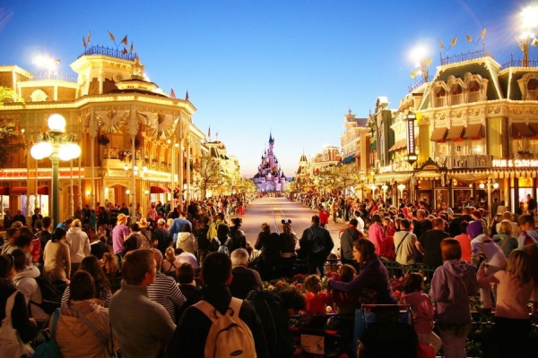 Maximizing Your Investment: How DVC Resale Experts Can Help You Save