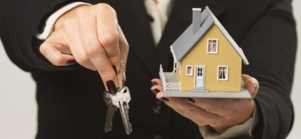 How much does a real estate lawyer cost?