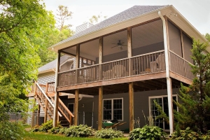 Deck vs. Patio: Which is Right for You?