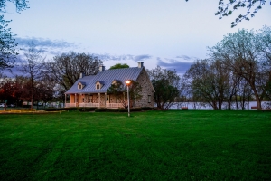 5 Exterior Renovations That Will Speed up Your House-Selling Process