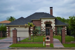 The Versatility of Steel Gates and How They Can Enhance Any Property