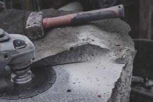 Granite Cutting 101: Essential Tools for DIY Projects