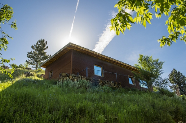 Green Roof with Unique Eco Design: A Passive House