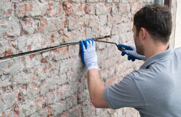 Repair Methods for Foundation Shrinkage Cracks