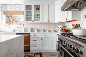 The Best Types of Wood for Kitchen Cabinets