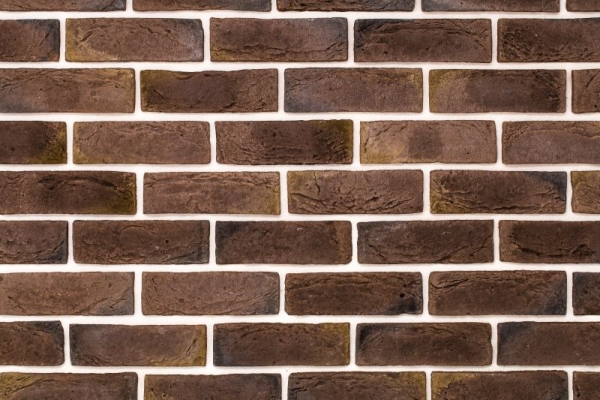 What Should You Consider Before Using Brick Veneer for Kitchen Accents?