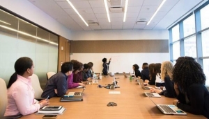 Whiteboard-painted wall in the office - Conference rooms