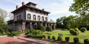 4 Things to Keep in Mind When Buying a Historic Building
