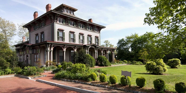 4 Things to Keep in Mind When Buying a Historic Building
