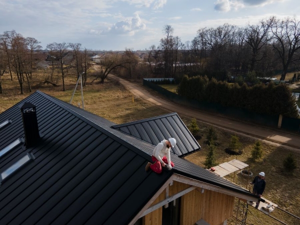 How a New Roof Can Transform Your Home's Curb Appeal and Value