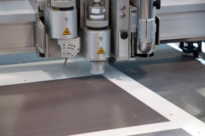 Guide to Choosing The Best Vinyl Cutting Machine