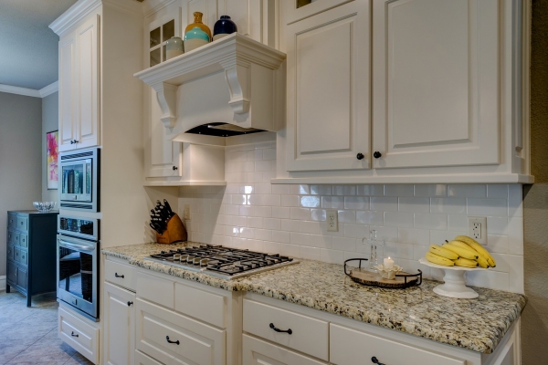 How to Choose the Best Kitchen Countertop Based 0n 6 Key Variables