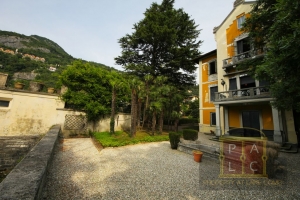 Lake Como Villa Alert! Check out Lake Como Property Details